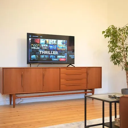 Duesseldorf Airport Messe - Schicke Jugendstil-wohnung In Duisburg-grossenbaum * 杜伊斯堡