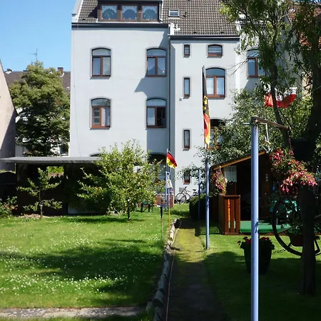 Duesseldorf Airport Messe - Schicke Jugendstil-wohnung In Duisburg-grossenbaum